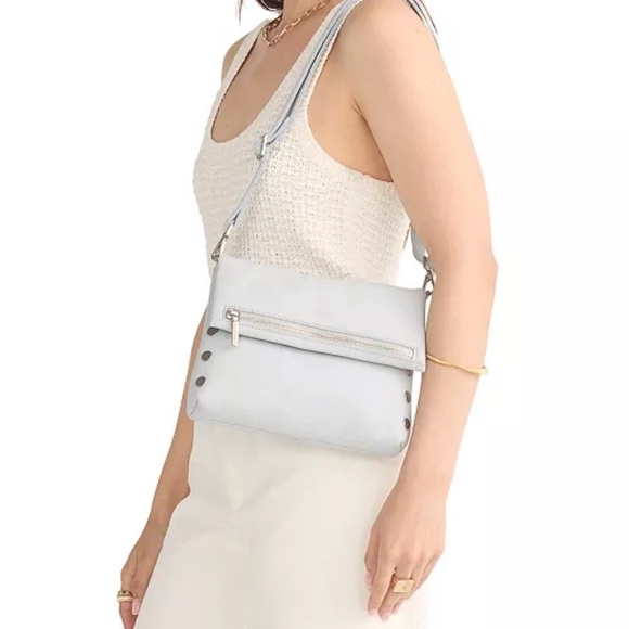 Hammitt
Women's VIP Medium Leather Crossbody Bag. NEW! - Picture 1 of 5